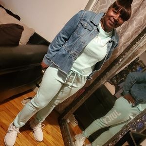 Meet your Posher, Doris